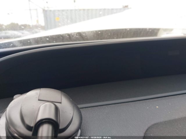 2020 TOYOTA PRIUS PRIME JTDKARFP7L3120654 Photo 6