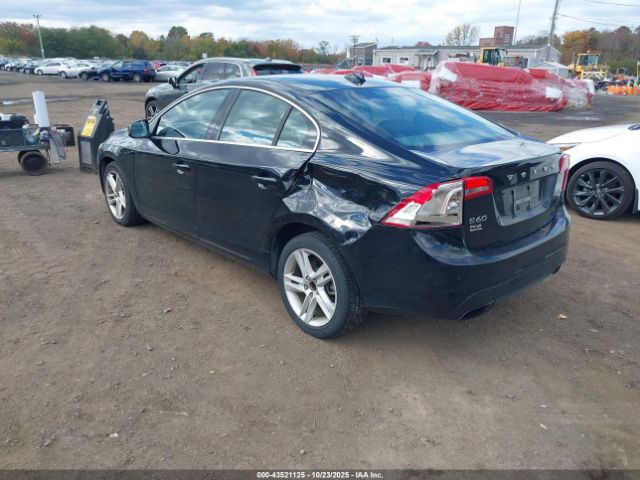 2015 VOLVO S60 YV126MFK3F1344734 Photo 2