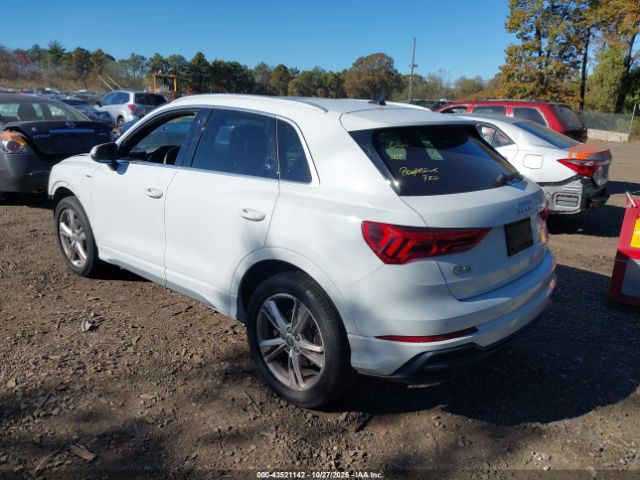 2020 AUDI Q3 WA1EECF35L1033238 Photo 2