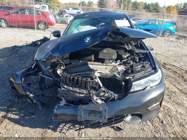 3MW5R7J06L8B20203 BMW 3 Series 330i Xdrive