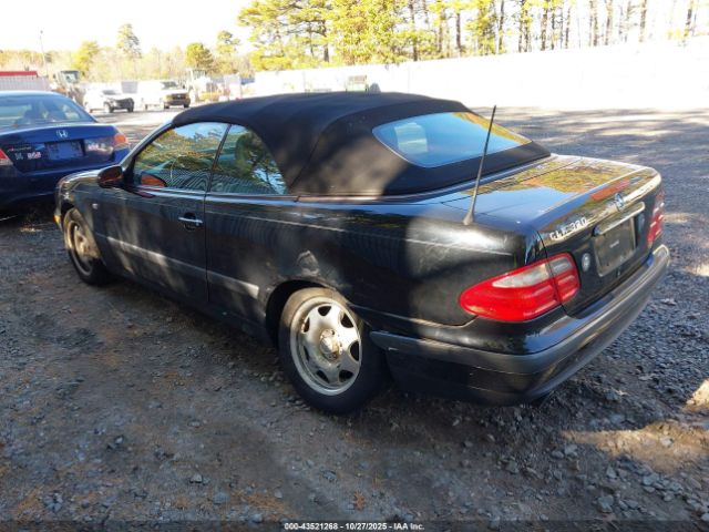 1999 MERCEDES-BENZ CLK 320 WDBLK65G4XT010442 Photo 2