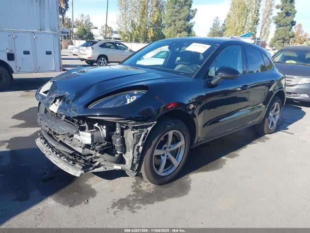 2021 PORSCHE MACAN WP1AA2A57MLB01966 Photo 1
