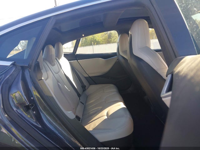 2015 TESLA MODEL S 5YJSA1E28FF112500 Photo 7
