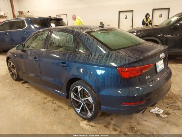 2020 AUDI A3 WAUBEGFF1LA071279 Photo 2