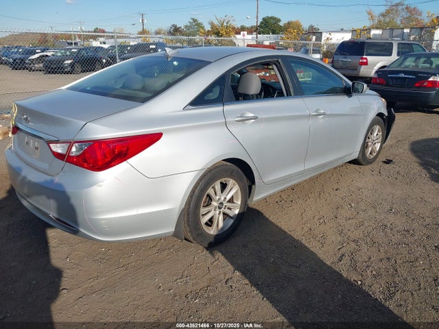 43521466 :رقم المزاد ، 5NPEB4AC4DH520016 vin ، 2013 Hyundai Sonata Gls مزاد بيع