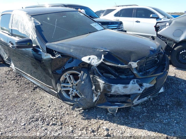 2013 MERCEDES-BENZ C 250 WDDGF4HB2DR266458 Photo 5