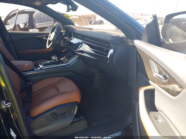 2022 AUDI Q8 WA1EVBF1XND026277 Photo 4