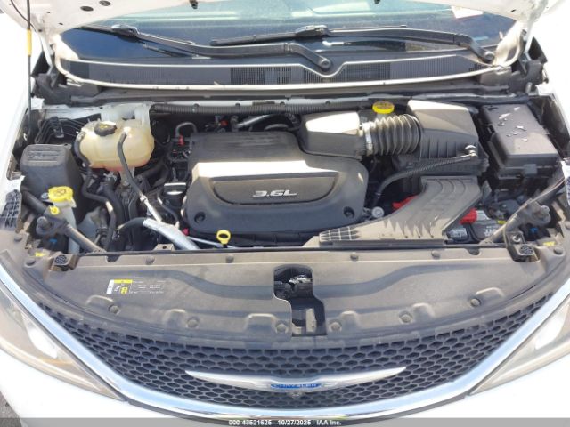 2018 CHRYSLER PACIFICA 2C4RC1GG5JR117703 Photo 9