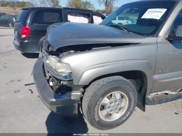 2001 CHEVROLET SUBURBAN 1500 3GNFK16T51G107951 Photo 5