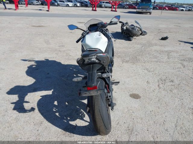 2023 KAWASAKI EX650 ML5EXER16PDA94833 Photo 5