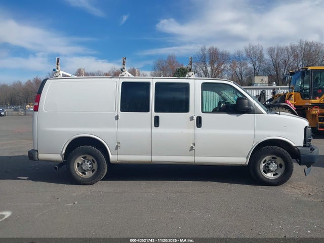 Aukcja sprzedaży 2017 Chevrolet Express 2500 Work Van, vin: 1GCWGAFF8H1126202, numer aukcji: 43521743