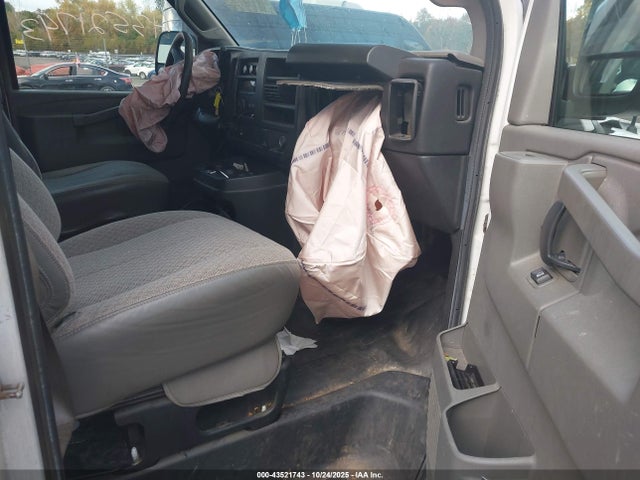 Aukcja sprzedaży 2017 Chevrolet Express 2500 Work Van, vin: 1GCWGAFF8H1126202, numer aukcji: 43521743