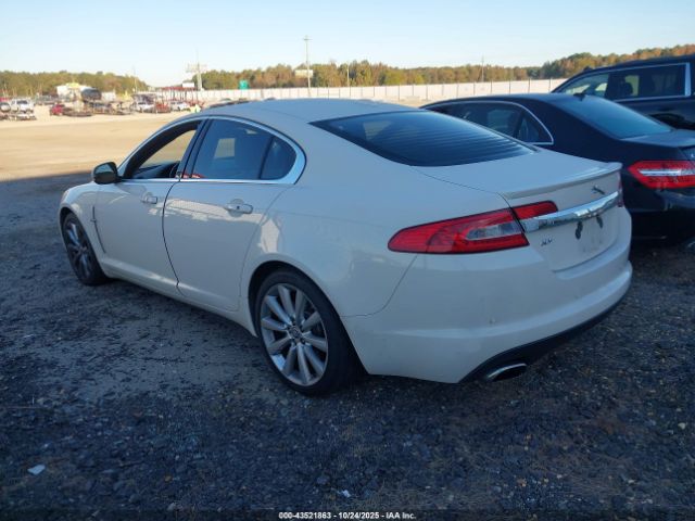2010 JAGUAR XF SAJWA0GB7ALR58648 Photo 2