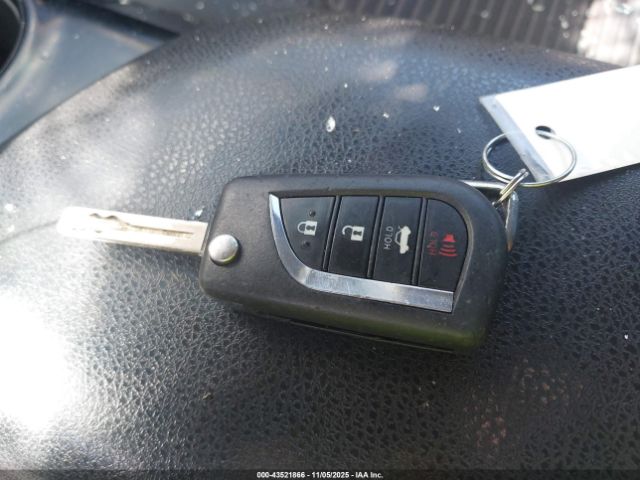 2019 TOYOTA CAMRY 4T1B11HK8KU780094 Photo 10