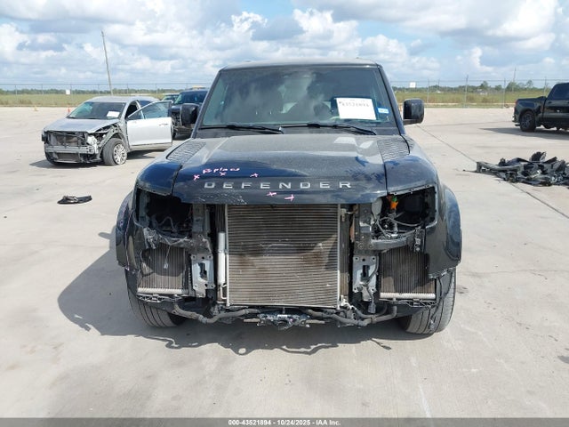 SALEX7EU1P2186354 Land Rover Defender 110 X