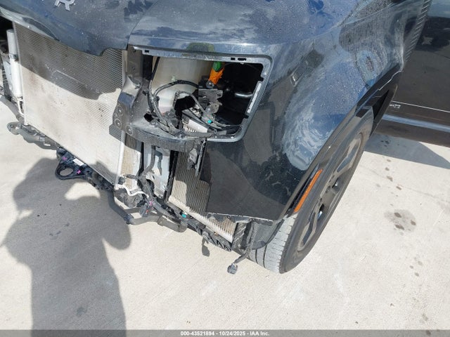 SALEX7EU1P2186354 Land Rover Defender 110 X
