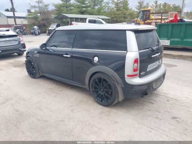 2008 MINI COOPER S CLUBMAN WMWMM33588TP70534 Photo 2