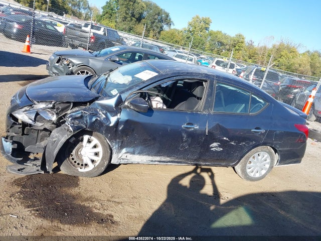 3N1CN7AP4FL955983 Nissan Versa 1.6 Sv