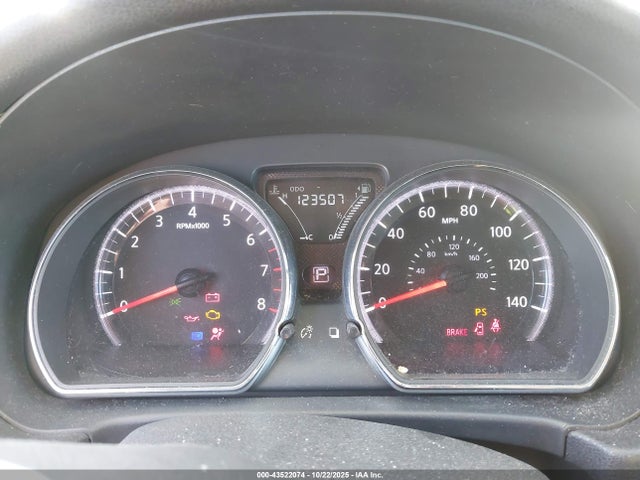 3N1CN7AP4FL955983 Nissan Versa 1.6 Sv