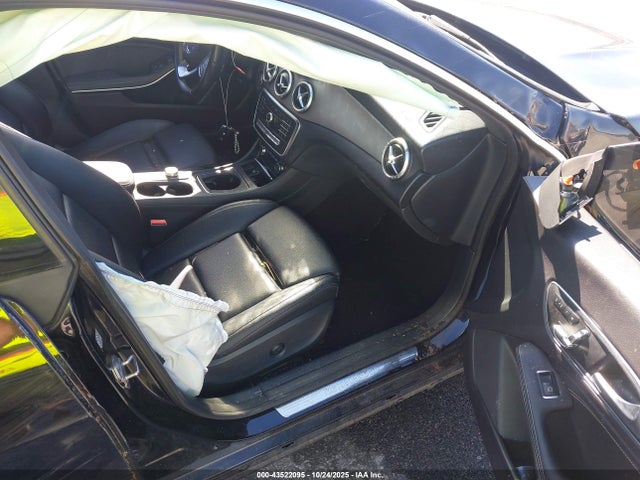 Продажа на аукционе авто 2018 Mercedes-benz Cla 250, vin: WDDSJ4EB3JN643119, номер лота: 43522095