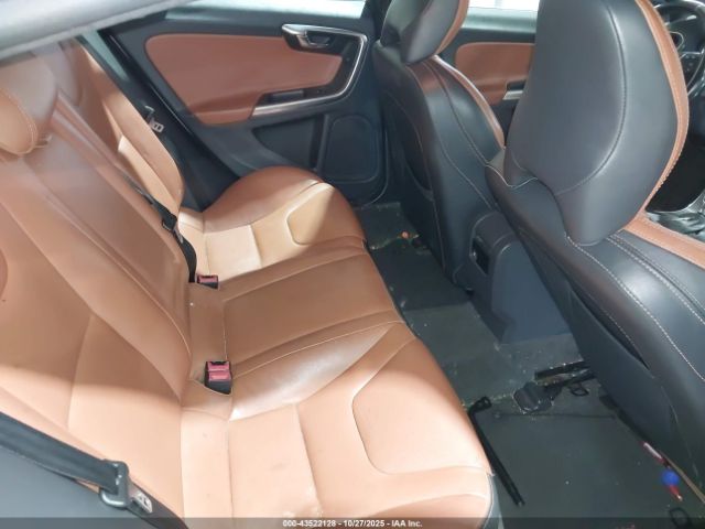 2016 VOLVO S60 YV126MFKXG2410403 Photo 7