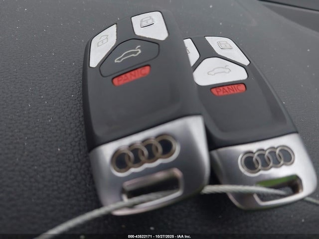 2017 AUDI A4 WAUGMAF41HA176853 Photo 10