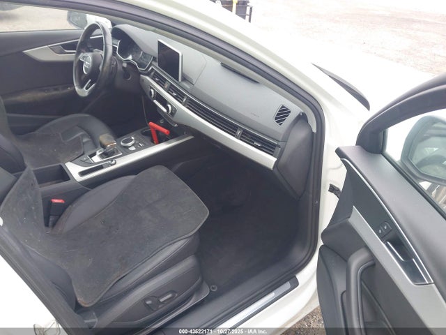 2017 AUDI A4 WAUGMAF41HA176853 Photo 4
