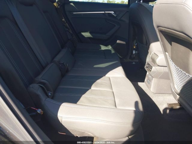 2023 AUDI A3 WAUHUDGY7PA132264 Photo 7
