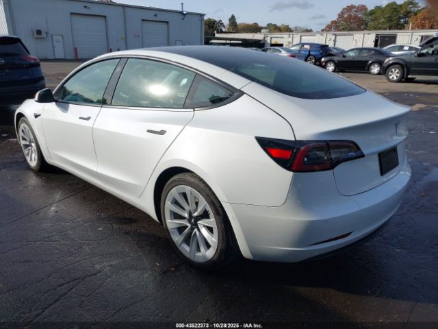 2022 TESLA MODEL 3 5YJ3E1EB0NF171029 Photo 2
