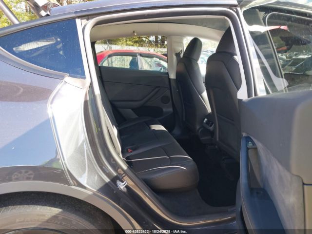 2024 TESLA MODEL Y 7SAYGDEE3RF037846 Photo 7