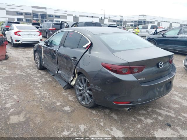 2020 MAZDA MAZDA3 3MZBPACL3LM134726 Photo 2