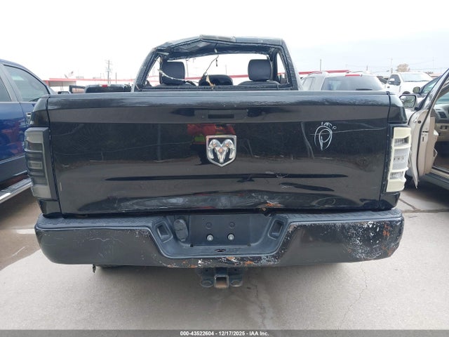 3C6JR6ATXKG500694 RAM 1500