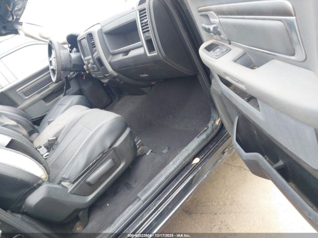 2019 RAM 1500 CLASSIC 3C6JR6ATXKG500694 Photo 4