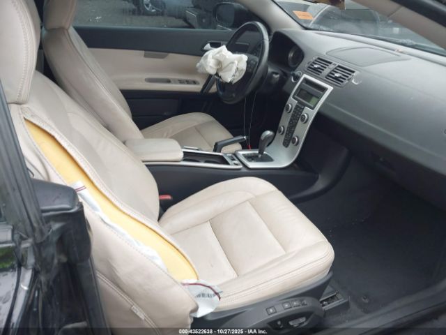 2013 VOLVO C70 YV1672MC9DJ144095 Photo 4