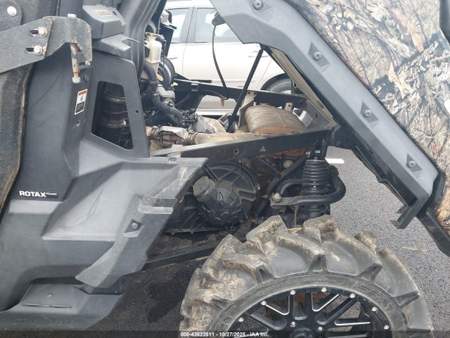 2020 CAN-AM DEFENDER 3JBUWAX41LK000748 Photo 8