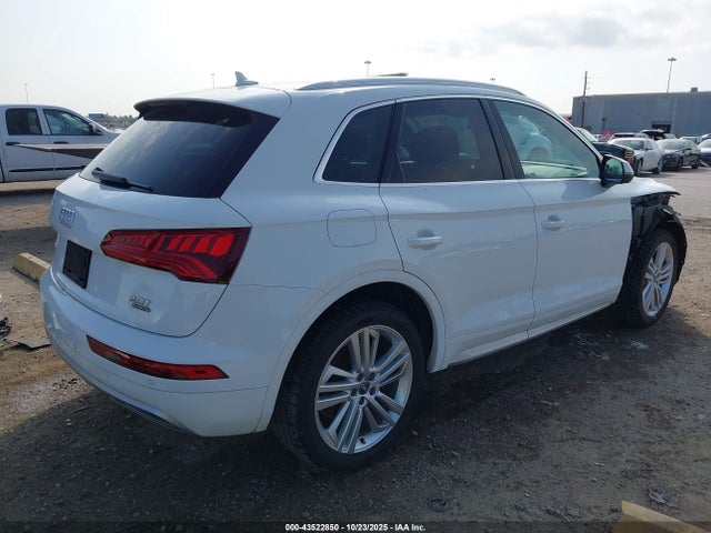 2018 AUDI Q5 WA1BNAFY0J2047249 Photo 3