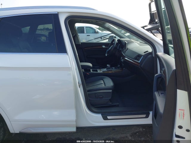 2018 AUDI Q5 WA1BNAFY0J2047249 Photo 4
