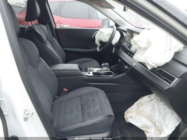 2025 MITSUBISHI OUTLANDER JA4J4VA84SZ016575 Photo 4