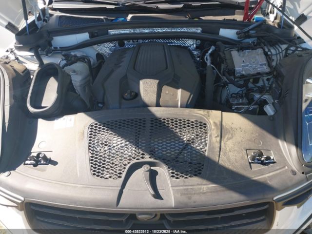 2024 PORSCHE MACAN WP1AA2A5XRLB16064 Photo 9