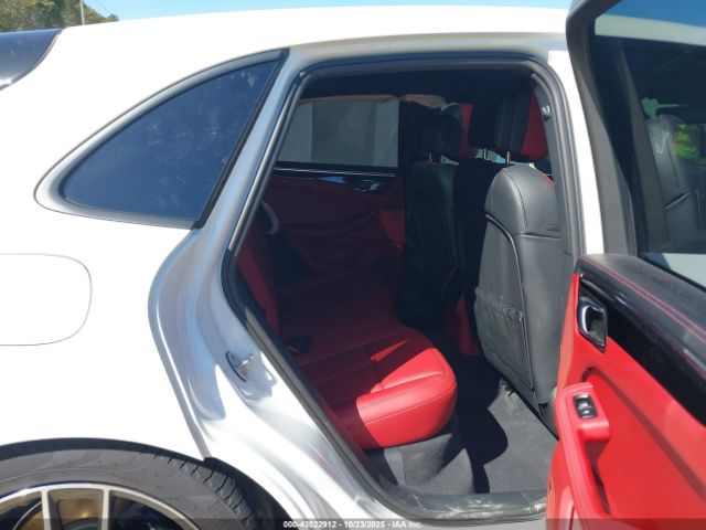 2024 PORSCHE MACAN WP1AA2A5XRLB16064 Photo 7
