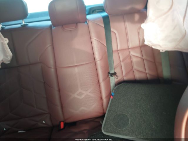 2024 BMW 760 WBA33EJ03RCS73099 Photo 7