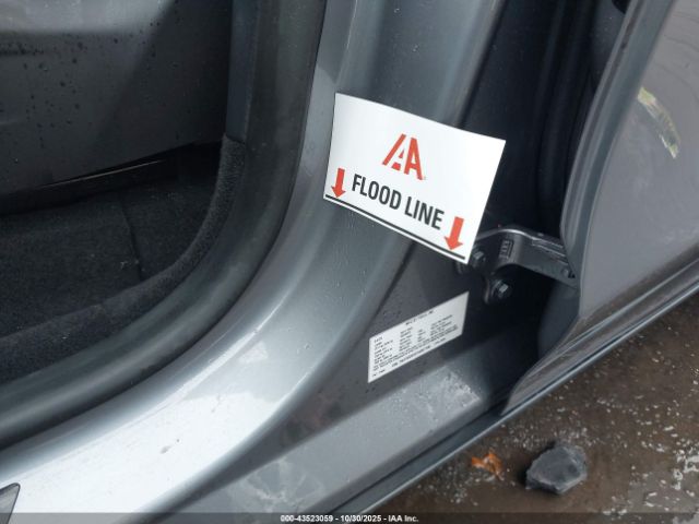 2026 TESLA MODEL Y 7SAYGDEE8TA387199 Photo 5