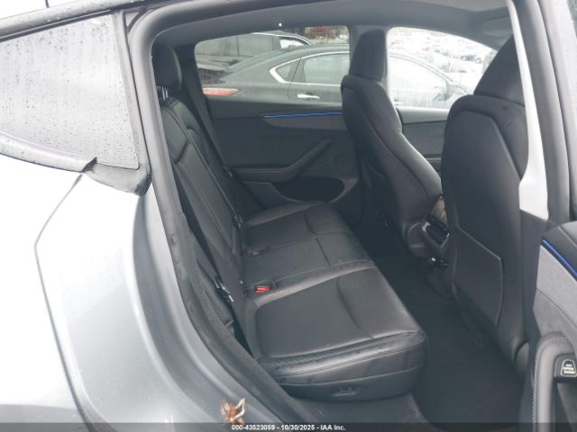 2026 TESLA MODEL Y 7SAYGDEE8TA387199 Photo 7