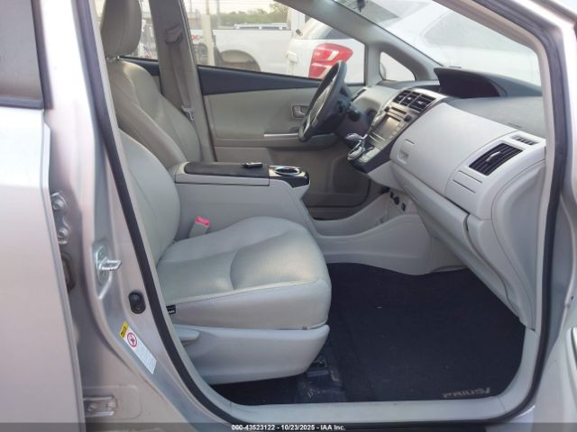 2013 TOYOTA PRIUS V JTDZN3EU3D3284735 Photo 4