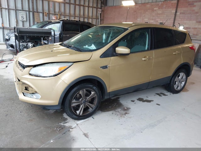 1FMCU9G90FUA93013 Ford ESCAPE SE