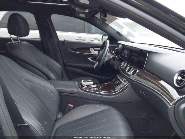 2019 MERCEDES-BENZ E 300 WDDZF4JB7KA562302 Photo 4