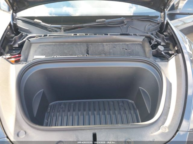 2024 TESLA MODEL Y 7SAYGDED8RF122821 Photo 9
