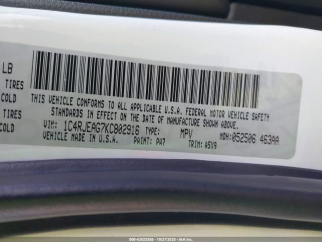 2019 JEEP GRAND CHEROKEE 1C4RJEAG7KC802916 Photo 8