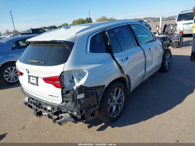 2021 BMW X3 5UXTY5C05M9E25263 Photo 3