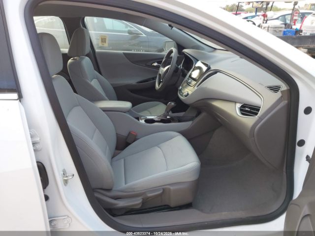 2020 CHEVROLET MALIBU 1G1ZC5ST8LF083027 Photo 4